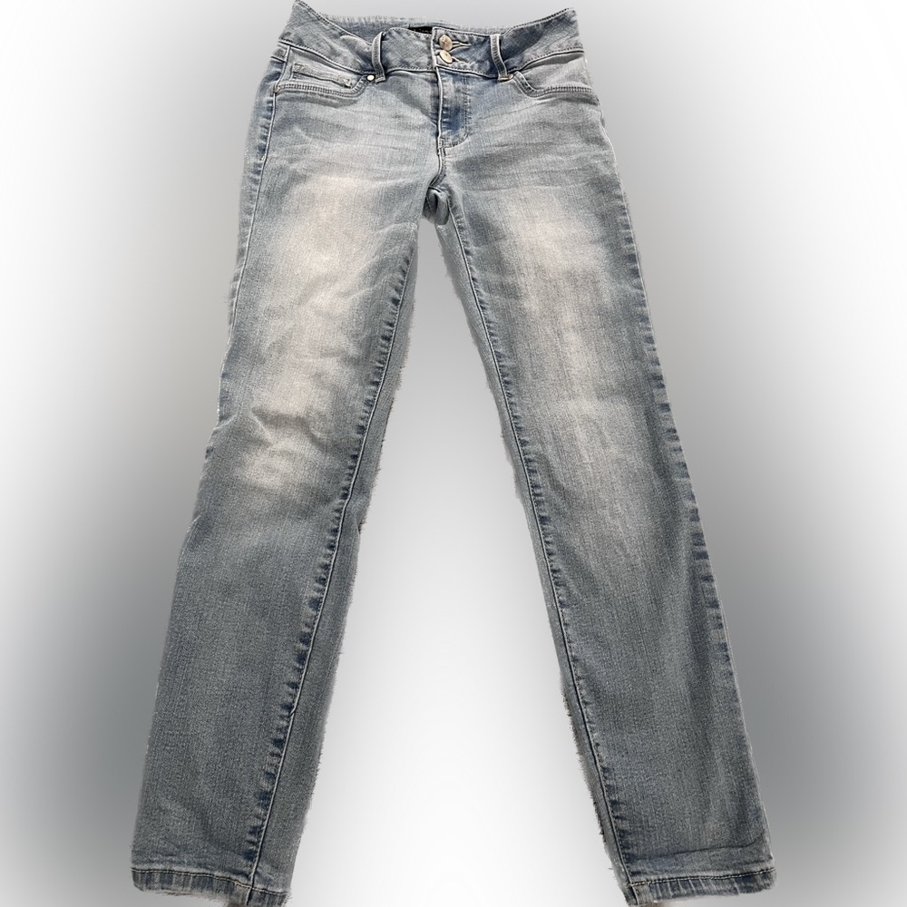 d. jeans - Faded light blue recycled jeans